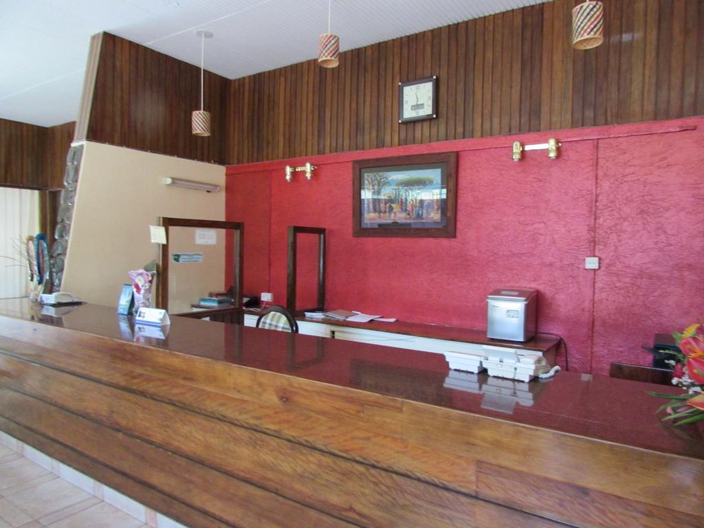 Equator Hotel Arusha Luaran gambar