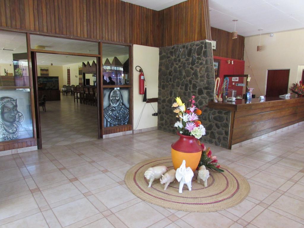 Equator Hotel Arusha Luaran gambar